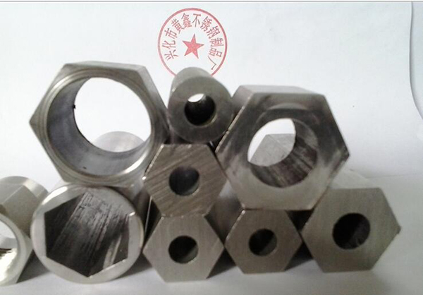 不锈钢非标螺母材料1